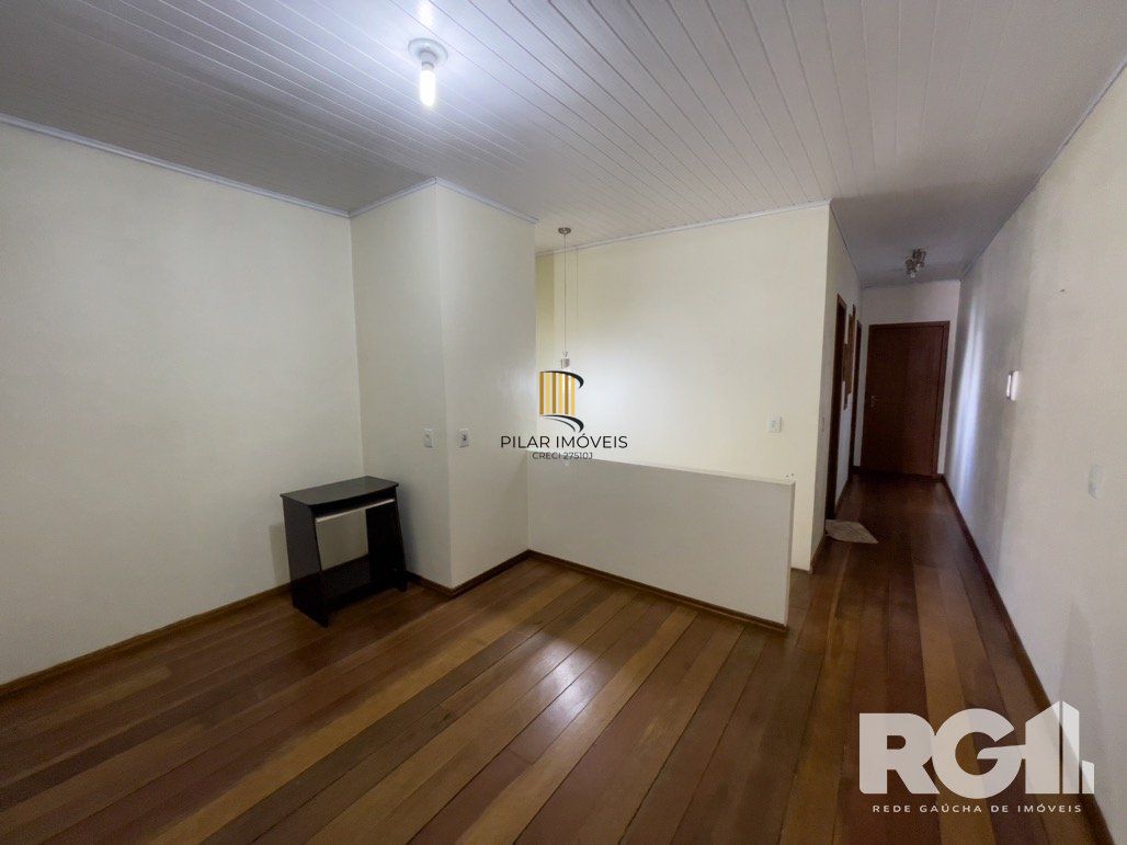 Casa 4 dormitórios na Azenha.