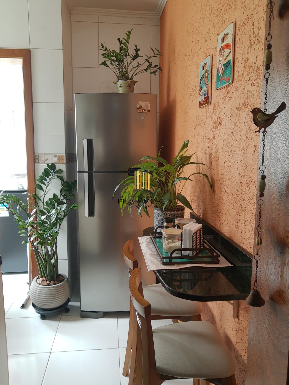 APARTAMENTO COM SUITE NO CONDOMÍNIO EDIFÍCIO MARQUES DE OLINDA