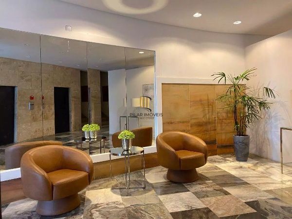 Apartamento de andar alto na Princesa Isabel