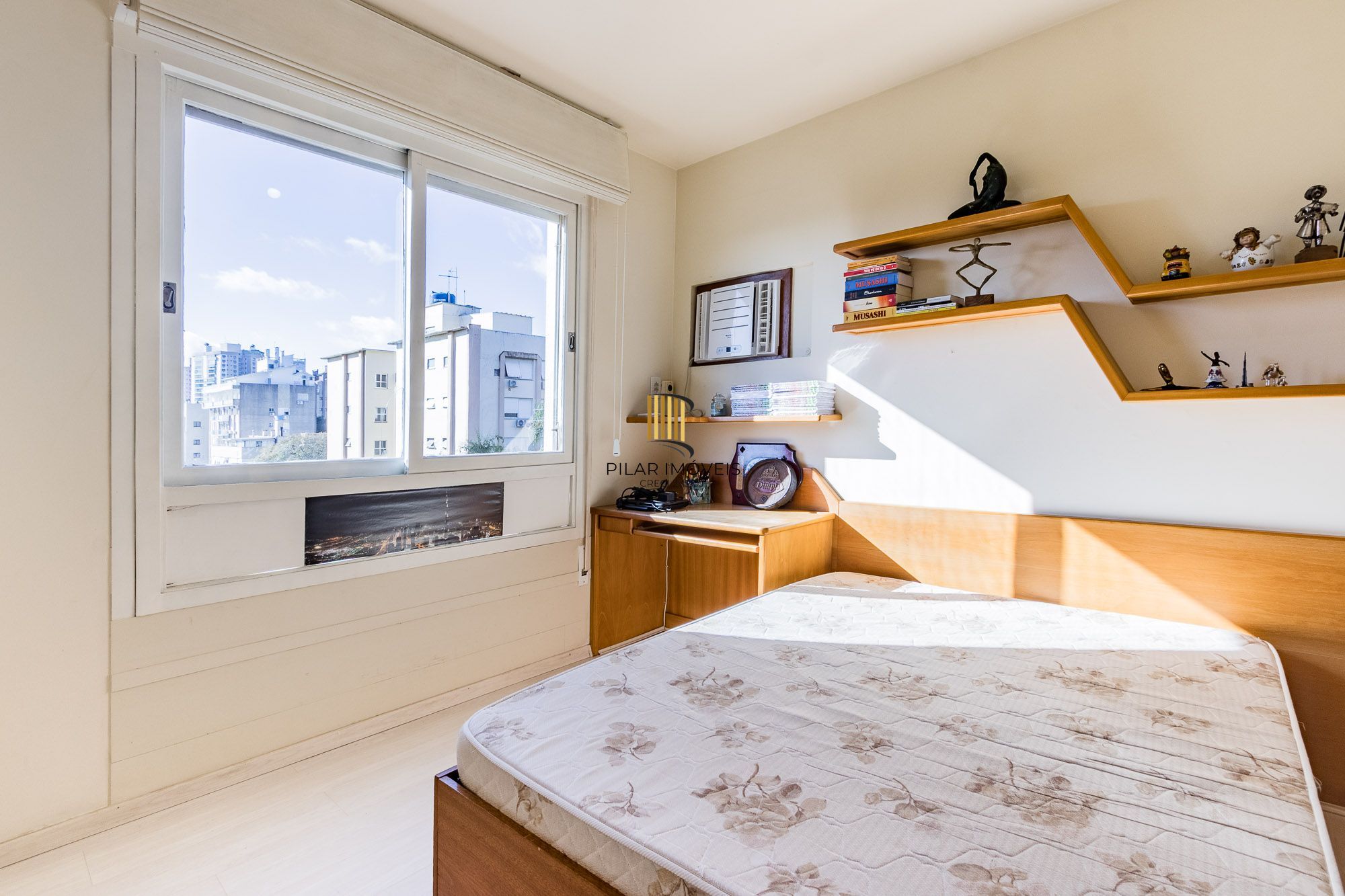 Oportunidade única: Apartamento com dois dormitórios e vaga de garagem à venda no coração do Bairro Higienópolis!