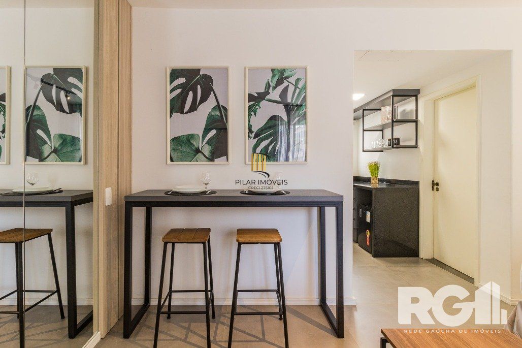 Studio localizado no Centro Histórico de Porto Alegre, uma das ruas mais charmosas e antigas de Porto Alegre.