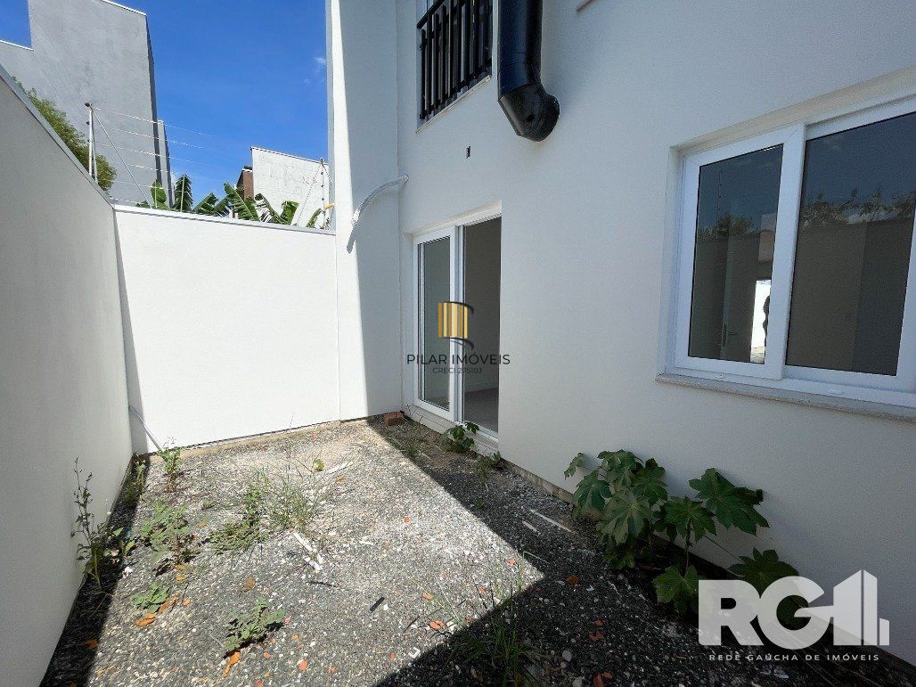 Casa em bairro planejado de Canoas com excelência em beleza e qualidade.