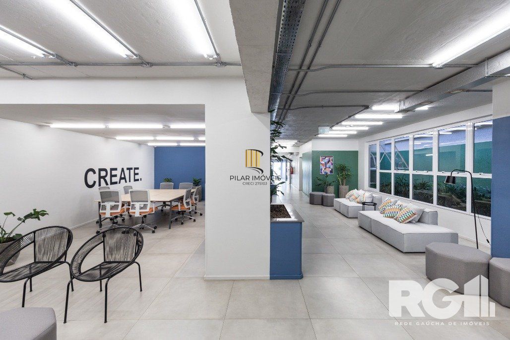 Studio com localização no Centro Histórico de Porto Alegre, uma das ruas mais charmosas e antigas de Porto Alegre,.