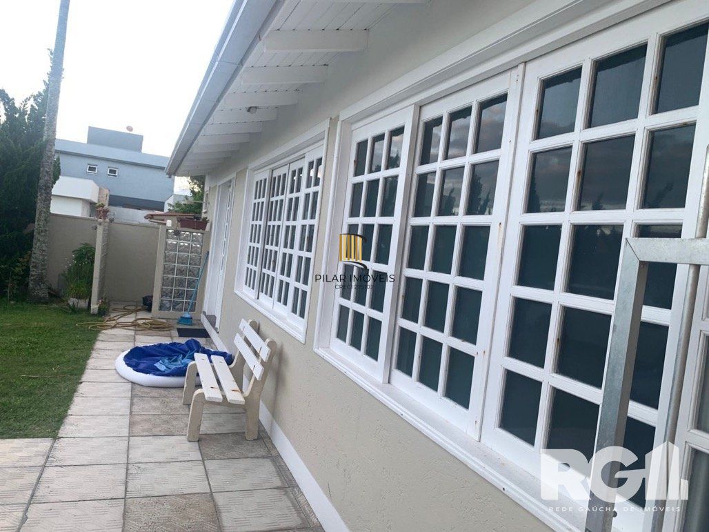 Excelente Apartamento de três Dormitórios em Xangrilá/RS   uma quadra mar