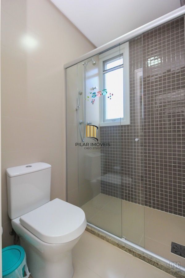 Casa dos Sonhos em Condomínio Fechado – Conforto, Estilo e Lazer Completo!