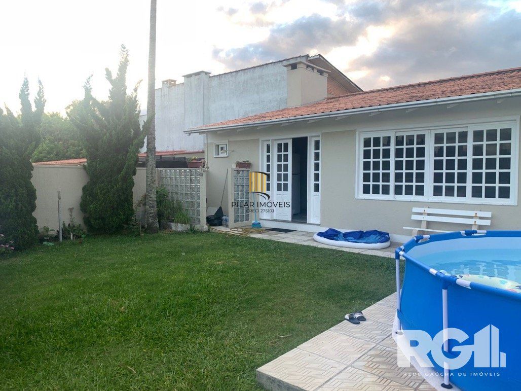 Excelente Apartamento de três Dormitórios em Xangrilá/RS   uma quadra mar