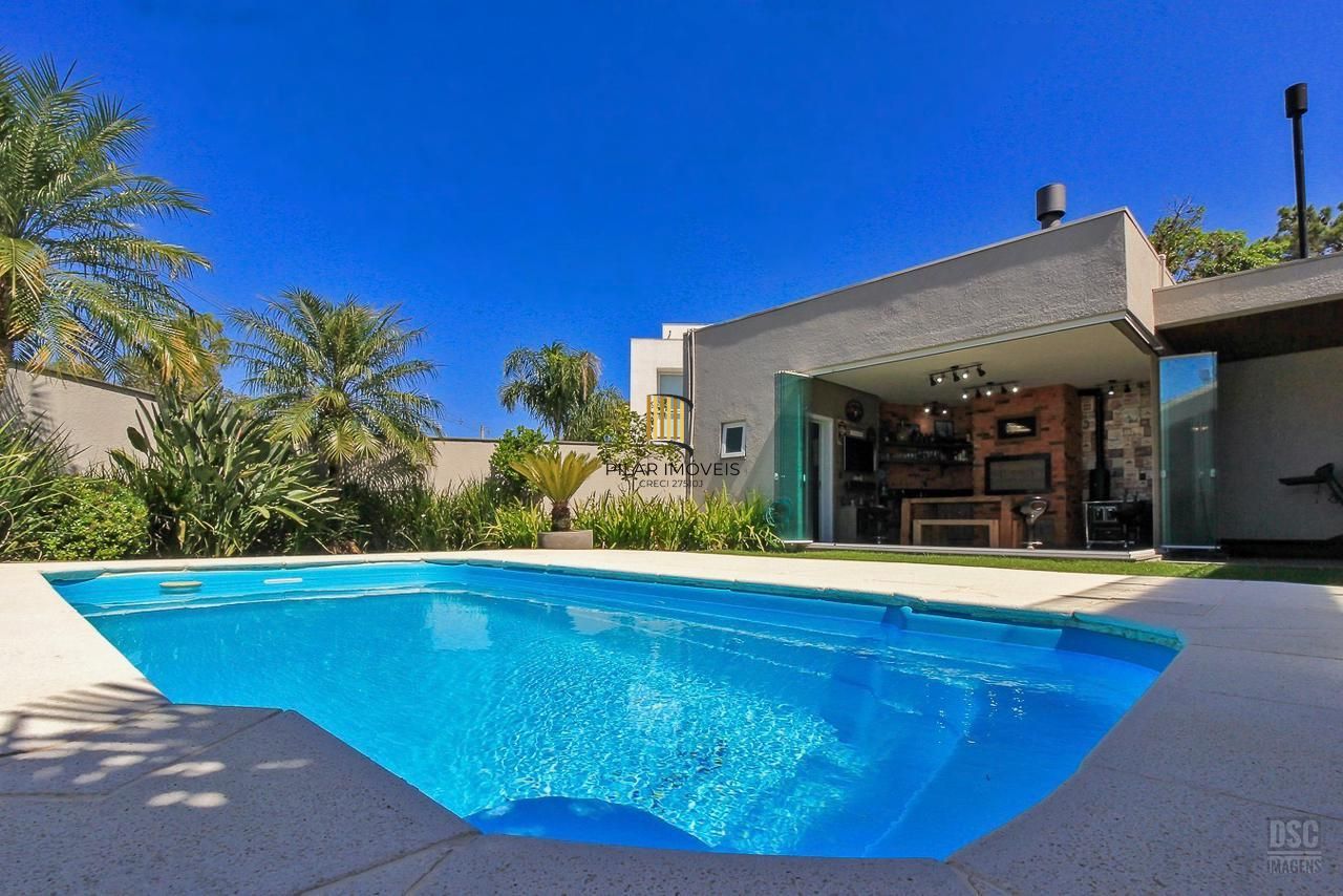 Casa dos Sonhos em Condomínio Fechado – Conforto, Estilo e Lazer Completo!