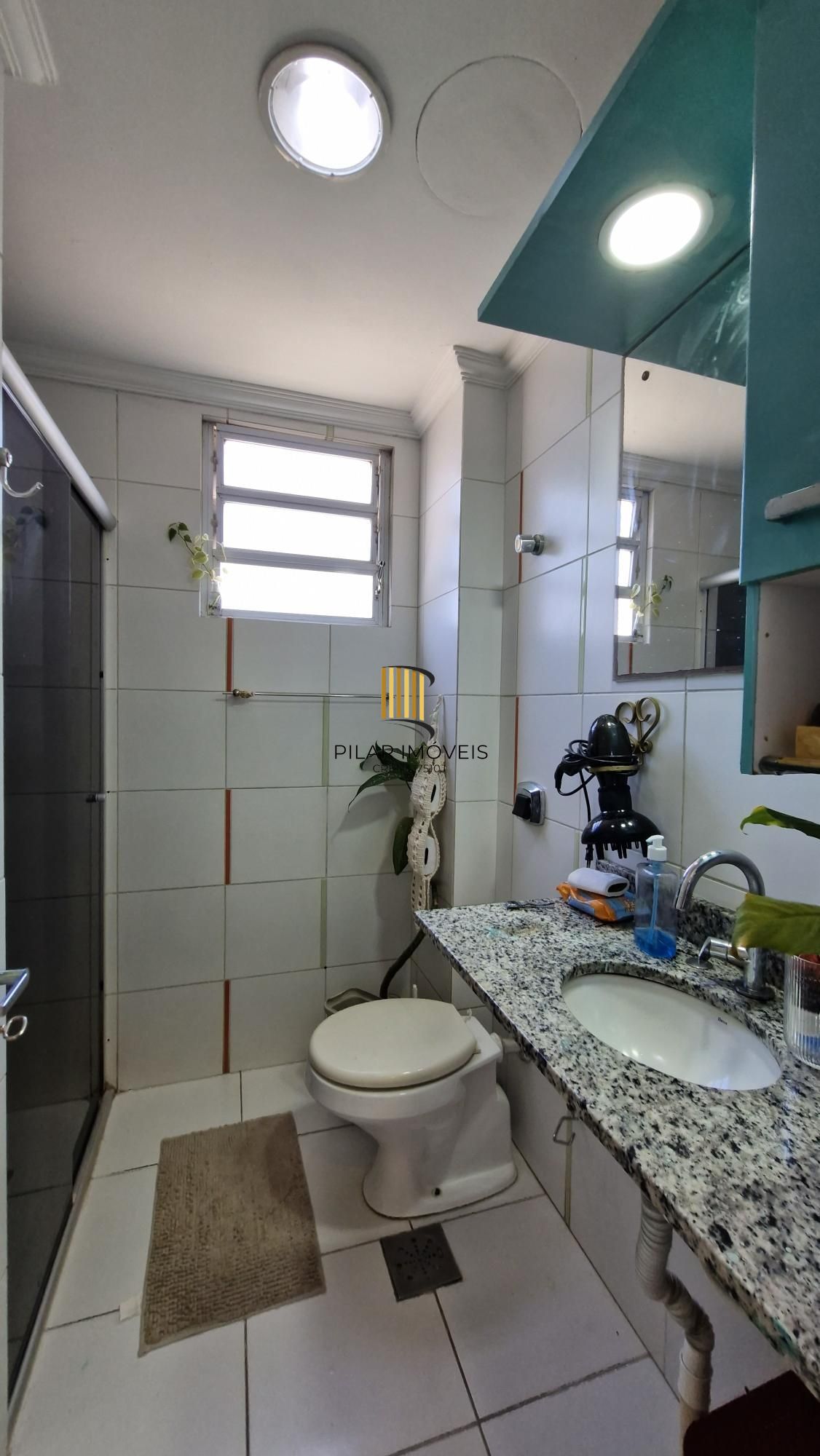 Excelente Apartamento de dois Dormitórios perto do Bourbon Aparício Borges.