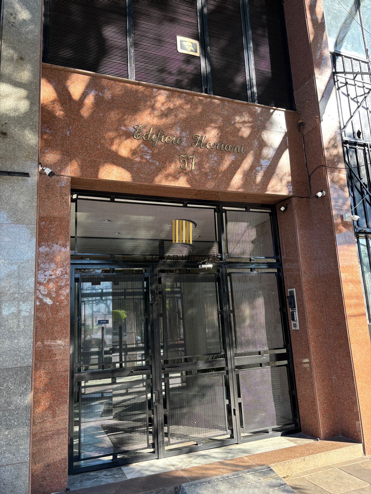 Apartamento de andar alto na Princesa Isabel