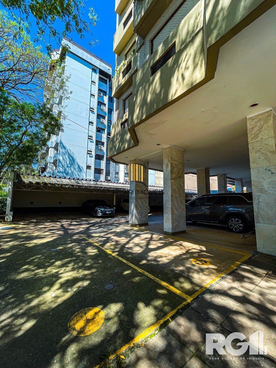 Apartamento 2D com suíte próximo a Praça da Encol.