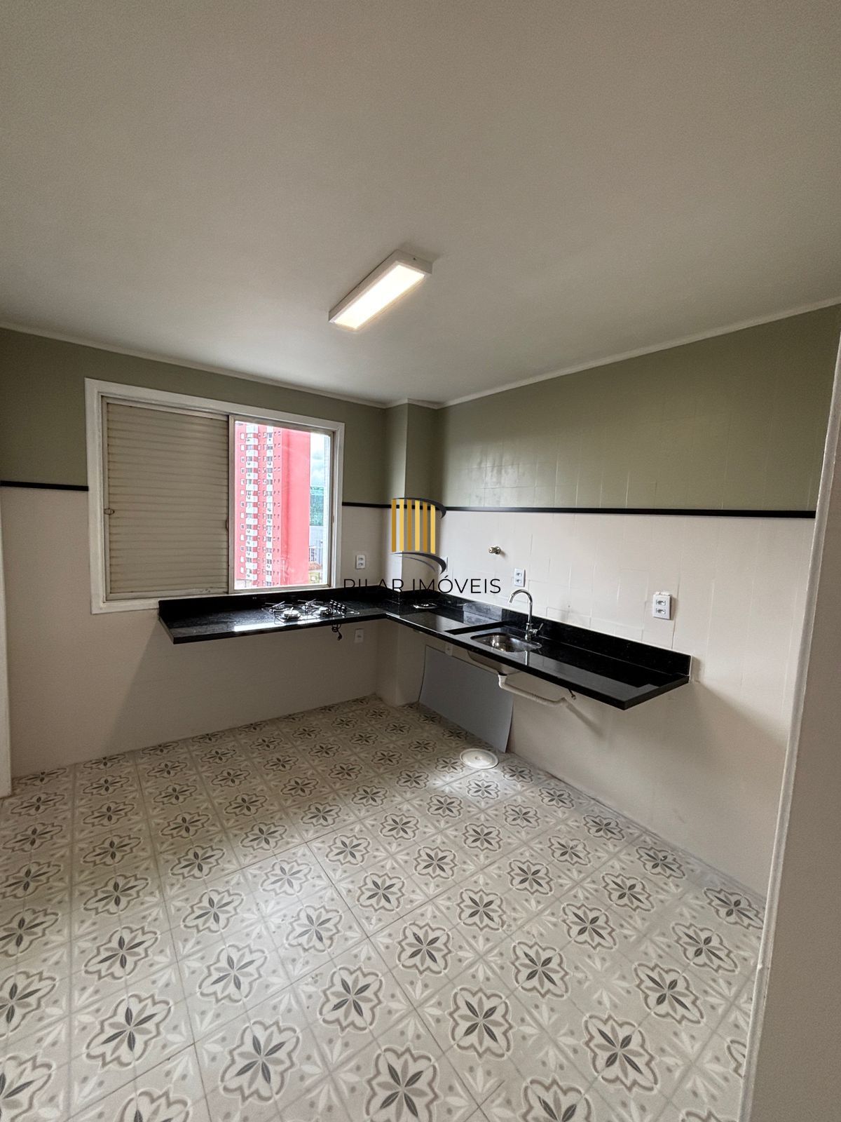 Apartamento de andar alto na Princesa Isabel