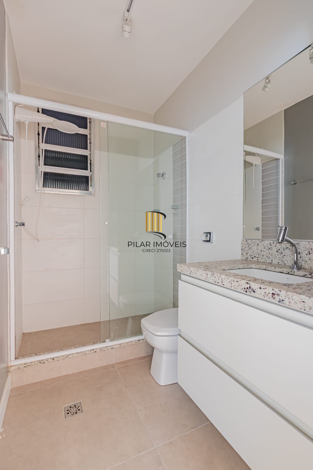 Lindo apartamento com dois dormitórios, agende uma visita para conhecer todos os detalhes pessoalmente.