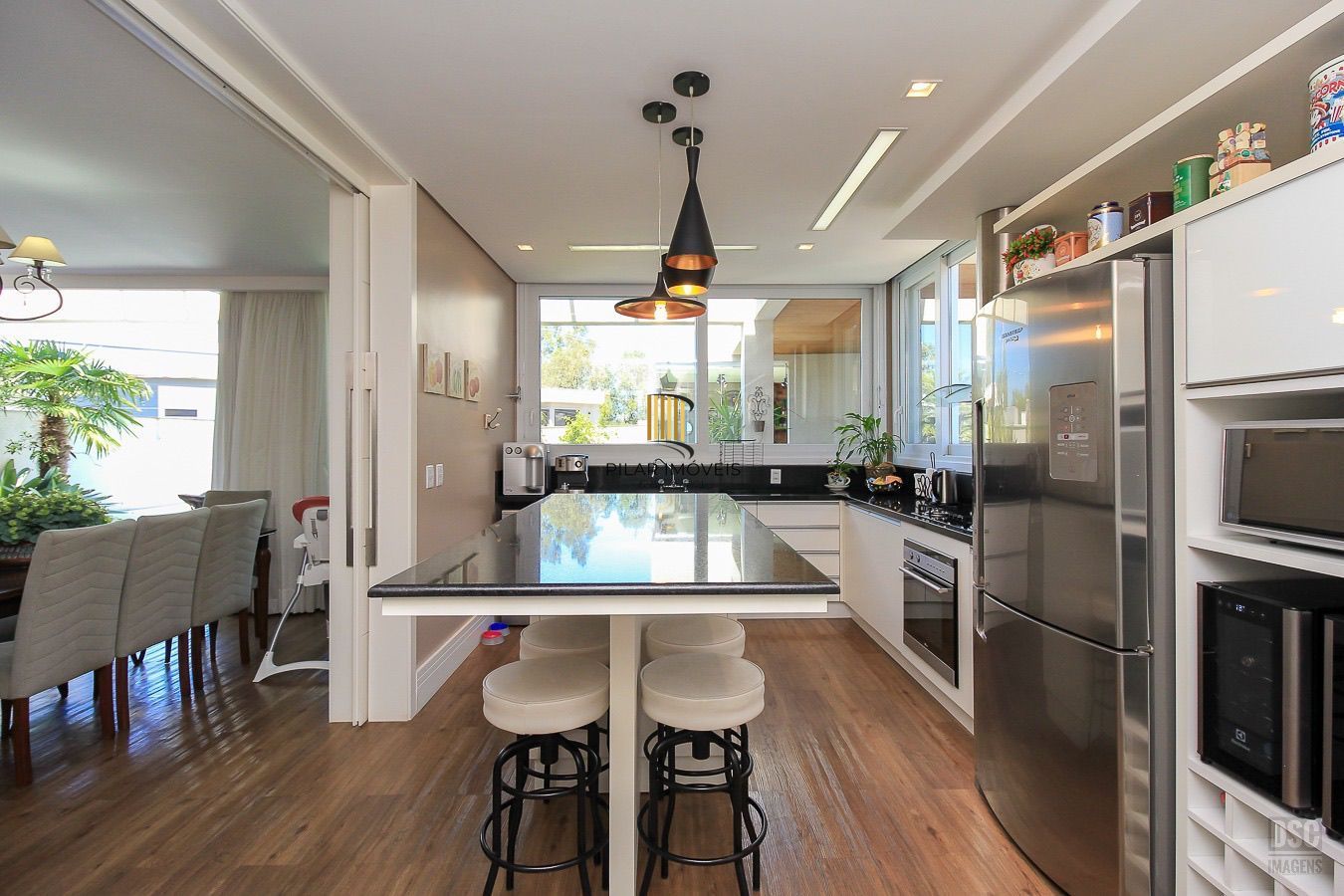 Casa dos Sonhos em Condomínio Fechado – Conforto, Estilo e Lazer Completo!