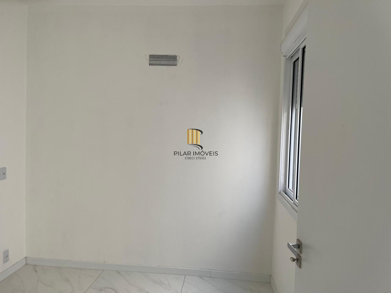 Casa 2 dormitórios no bairro Country Club