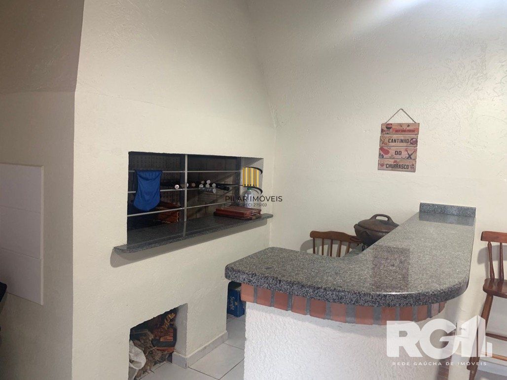 Excelente Apartamento de três Dormitórios em Xangrilá/RS   uma quadra mar