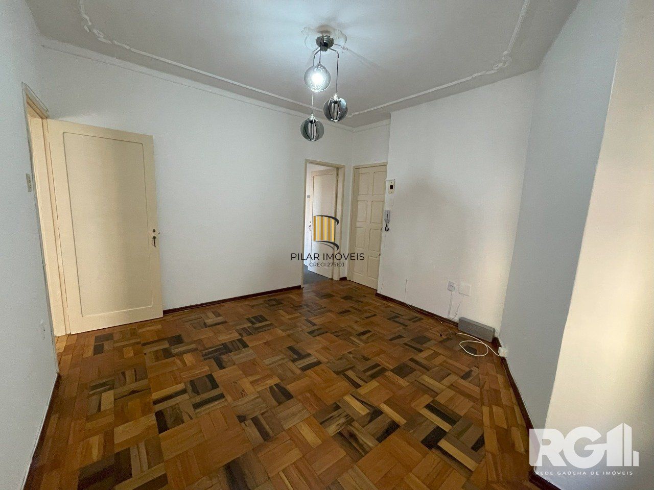 Apartamento de dois dormitórios na Cidade Baixa