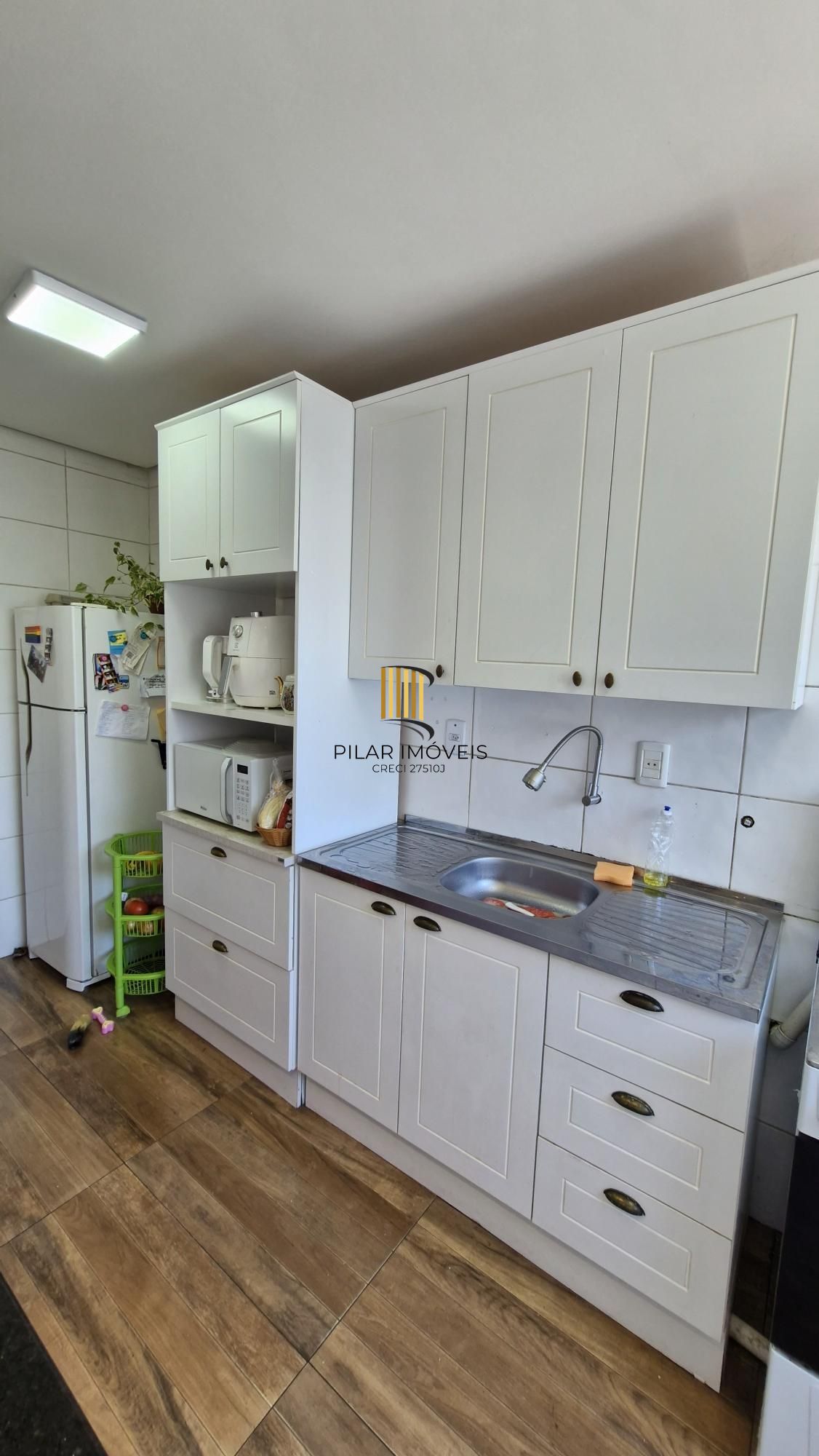 Excelente Apartamento de dois Dormitórios perto do Bourbon Aparício Borges.