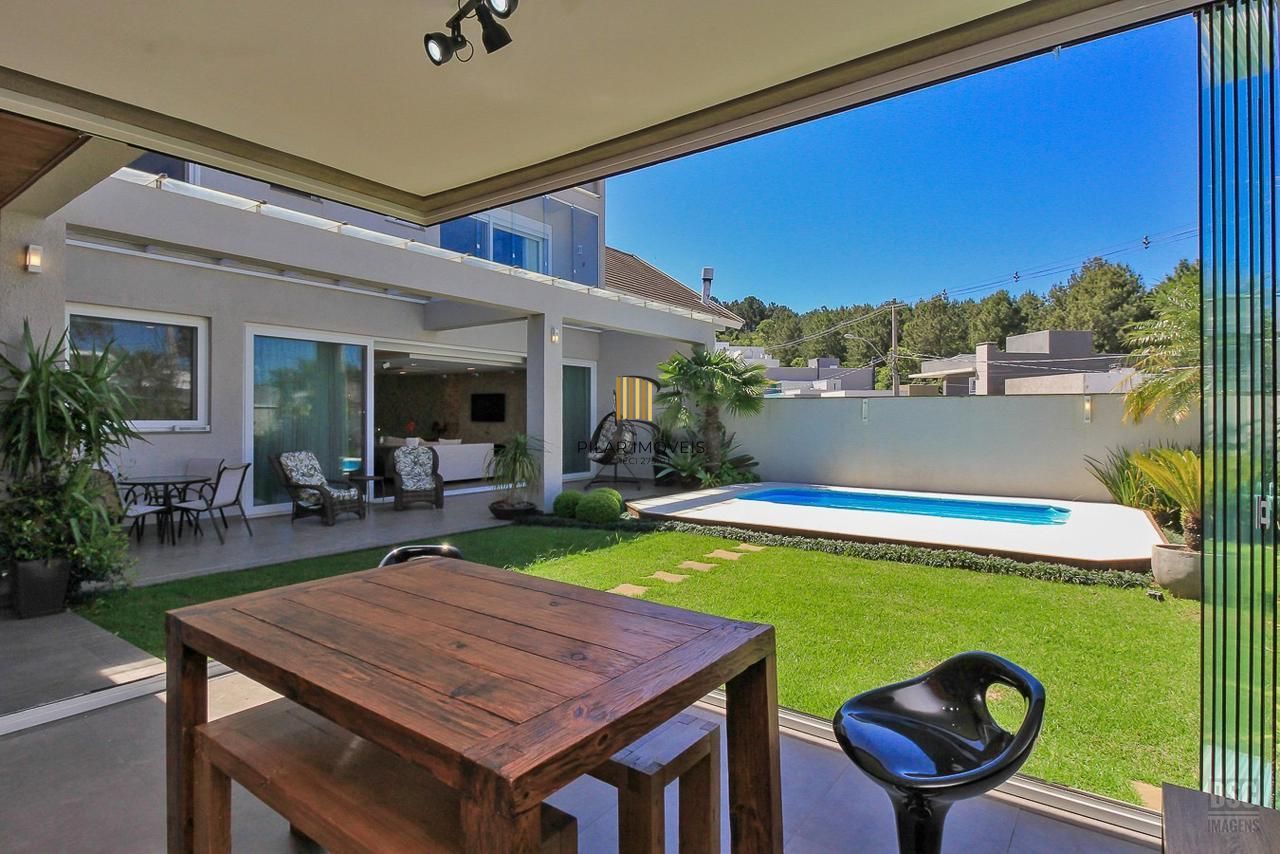 Casa dos Sonhos em Condomínio Fechado – Conforto, Estilo e Lazer Completo!