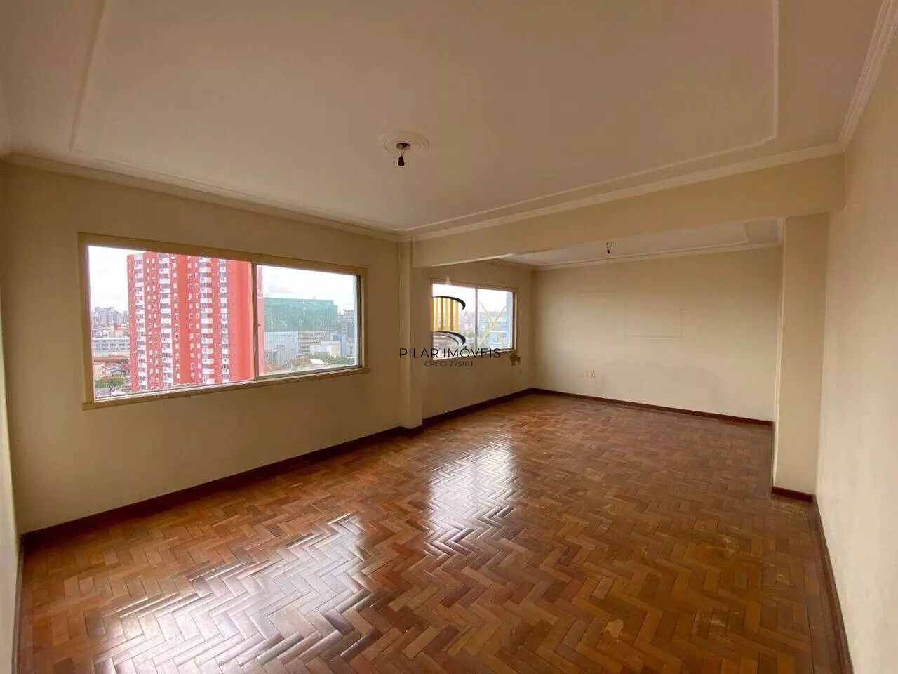 Apartamento de andar alto na Princesa Isabel