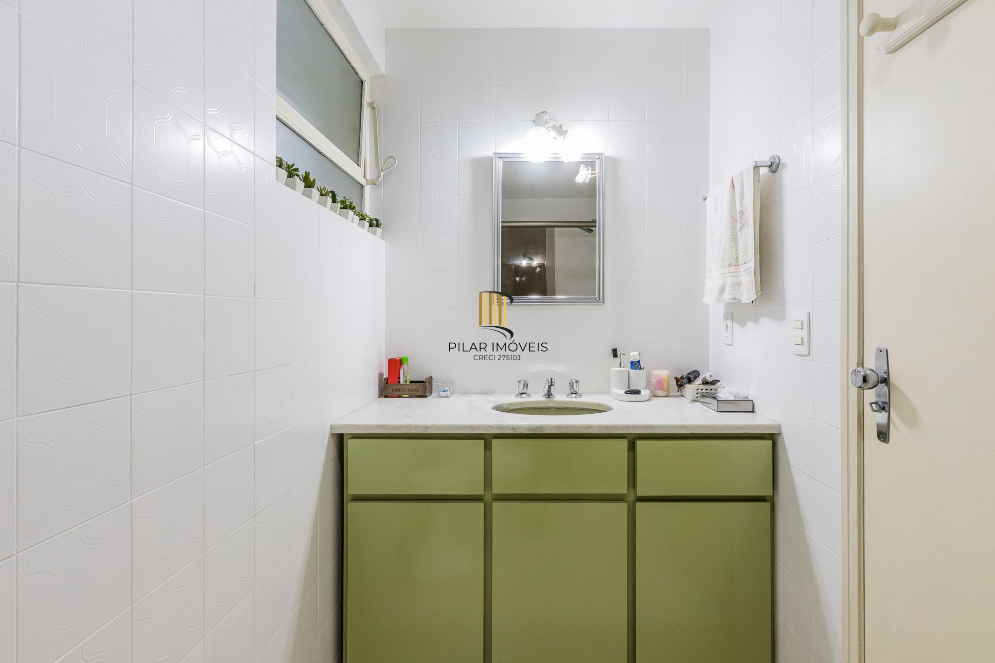 Oportunidade única: Apartamento com dois dormitórios e vaga de garagem à venda no coração do Bairro Higienópolis!