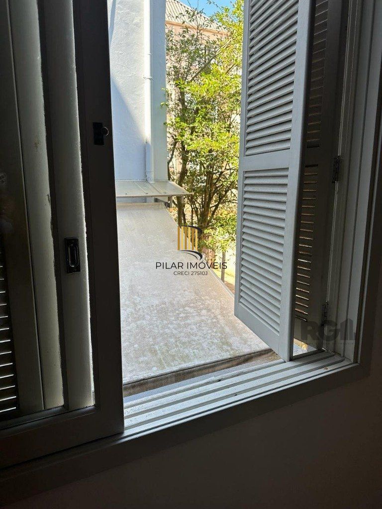 Apartamento 2 dormitórios no bairro Floresta