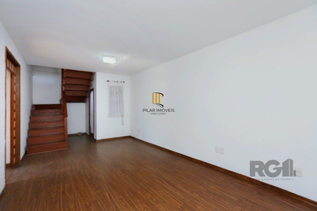 Casa 3 dormitórios no bairro Passo da Areia