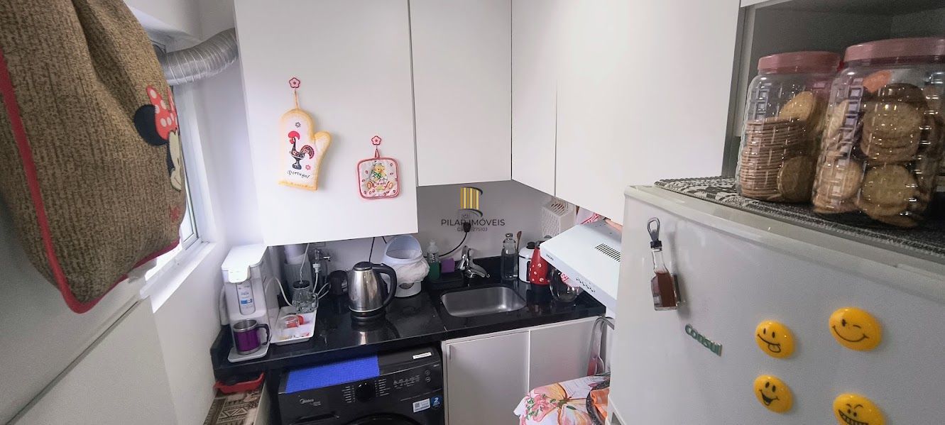 Apartamento, 1 Dormitório, com garagem, Bairro Menino Deus