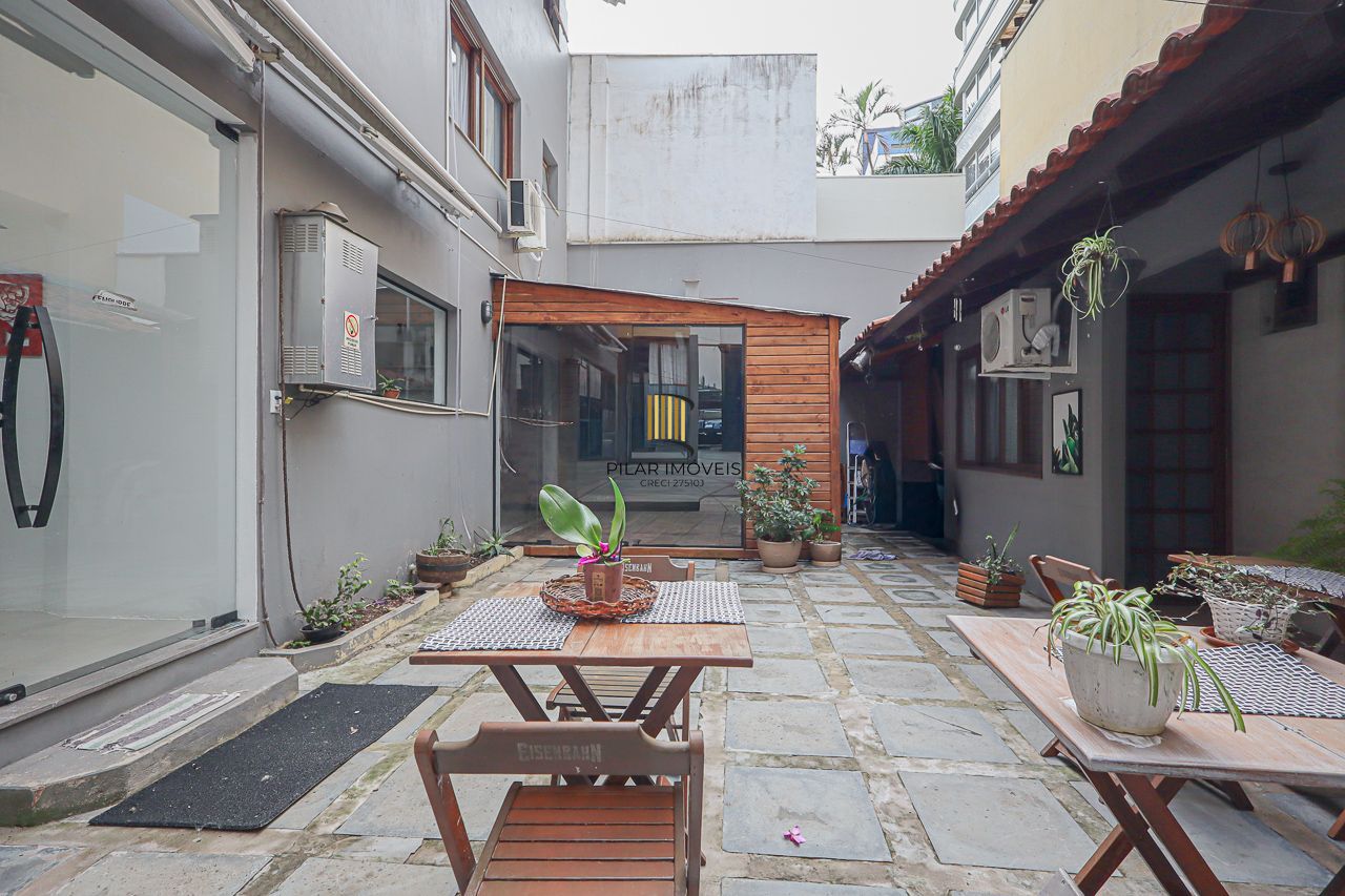 Casa, 3 dormitórios, 2 Suítes,  293,20m², Bairro Bela Vista, Porto Alegre