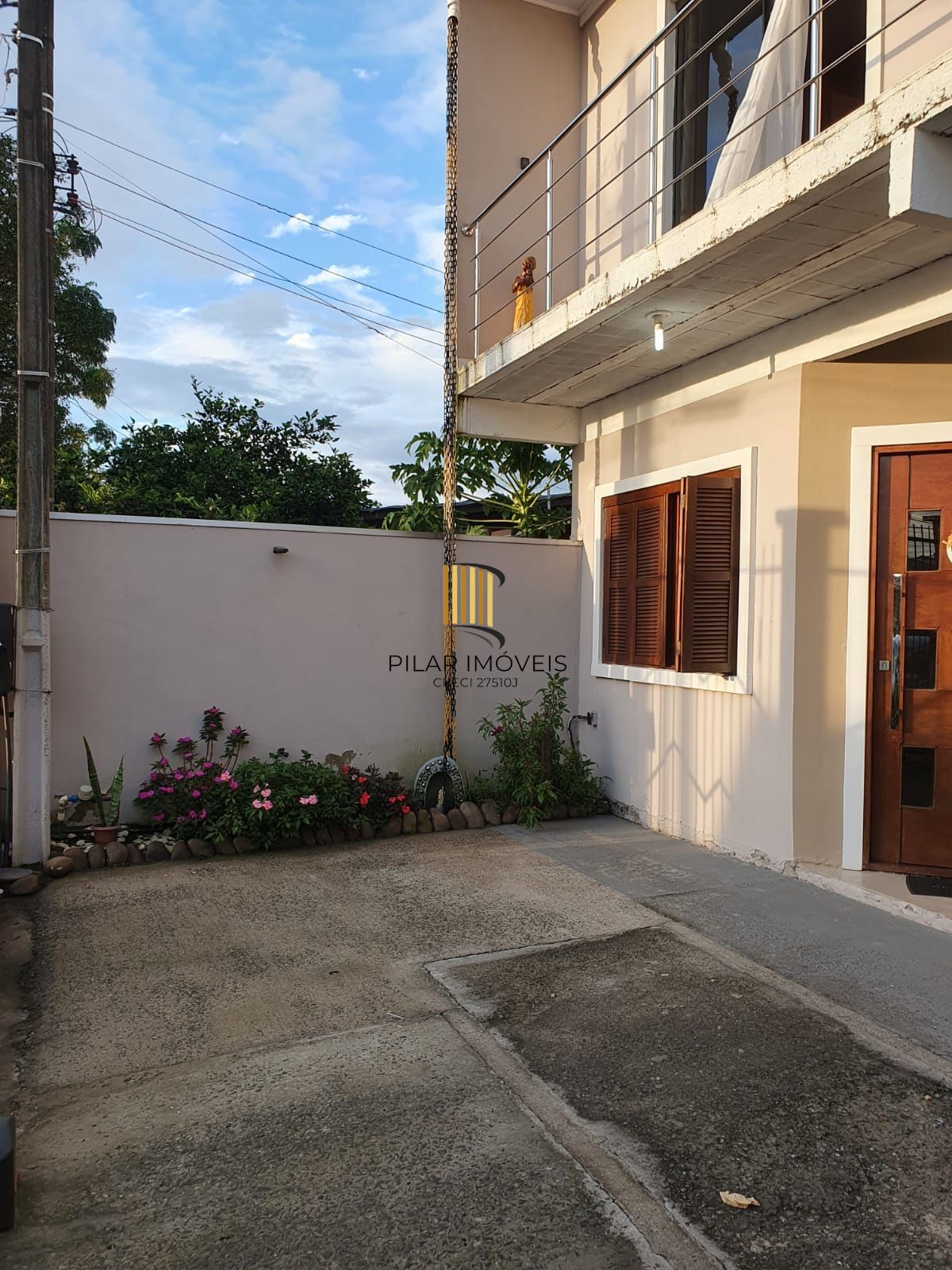 Casa, 3 Dormitórios, 2 Banheiros, 180m², Bairro Estância Velha, Canoas