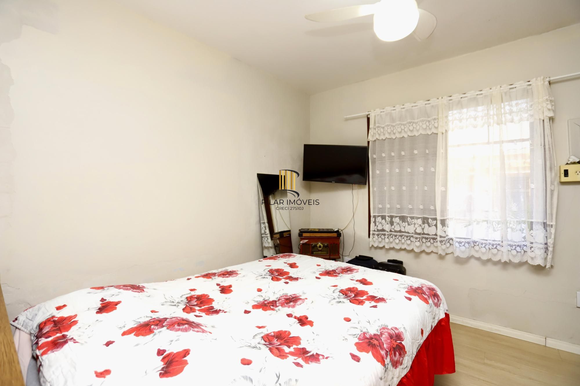 Casa 2 dormitórios no bairro Harmonia