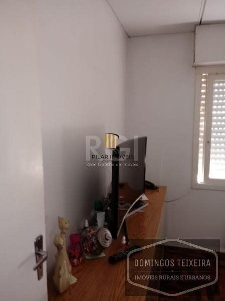 Casa para Venda - 300m², 3 dormitórios, 2 vagas - Jardim Leopoldina
