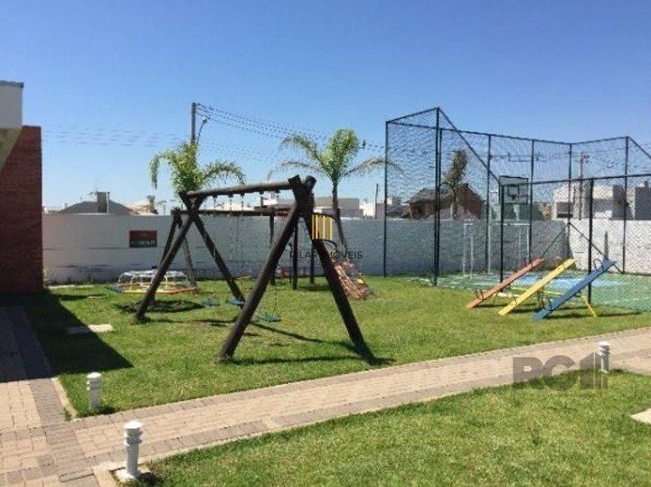 Vendo casa 03 dormitório no Parque da Matriz em Cachoeirinha - RS.