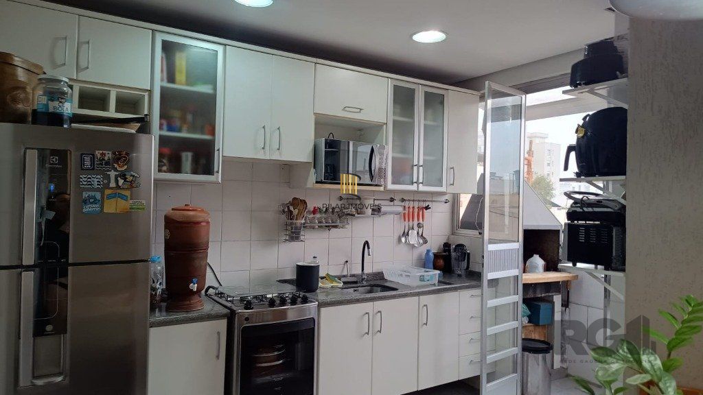 Apartamento 2 dormitórios no bairro Moinhos de Vento