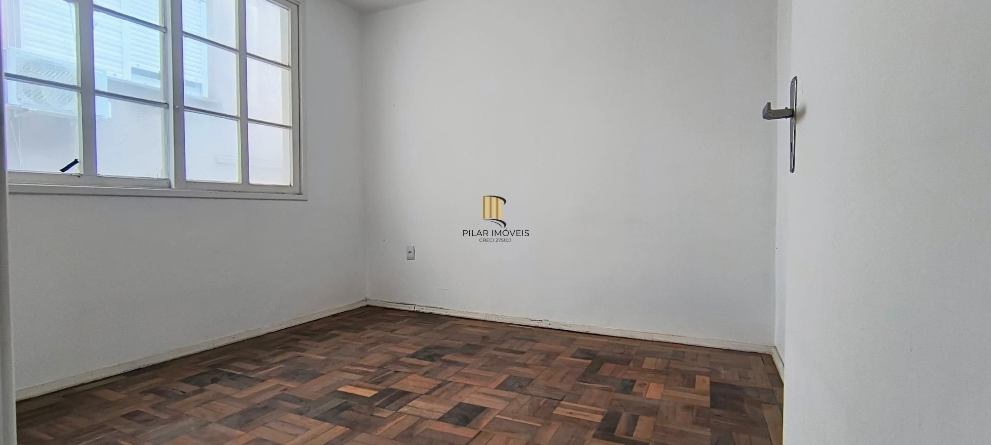 Apartamento 01 dormitório em andar alto