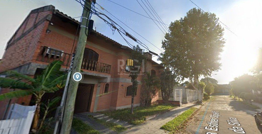 Casa para Venda - 326m², 3 dormitórios, sendo 2 suites, 4 vagas - Parque dos Maias