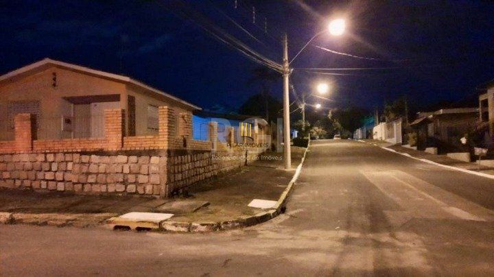 Casa 3 Dormitório(s) Bairro Nossa Senhora das Graças