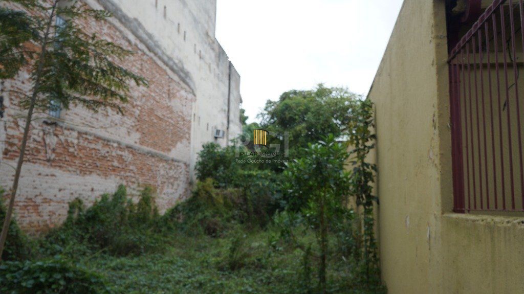 Terreno para Venda - 218m² no Bairro Floresta