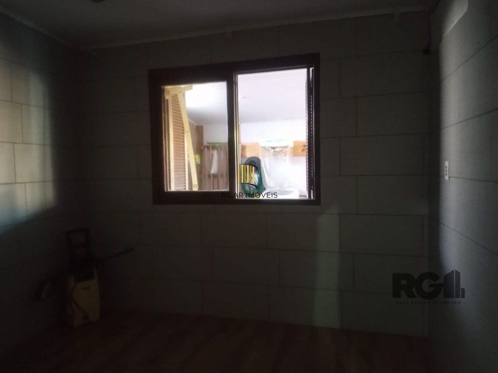 Casa para Venda - 69.98m², 2 dormitórios, 4 vagas - Jardim Dos Lagos 1