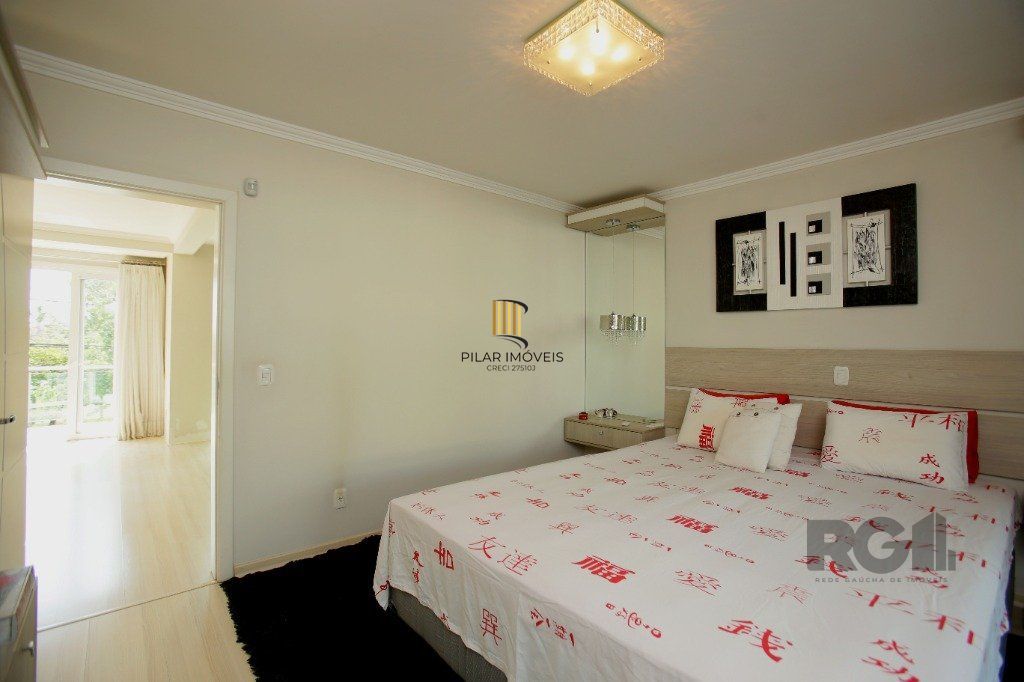 Casa 3 dormitórios no bairro Sarandi