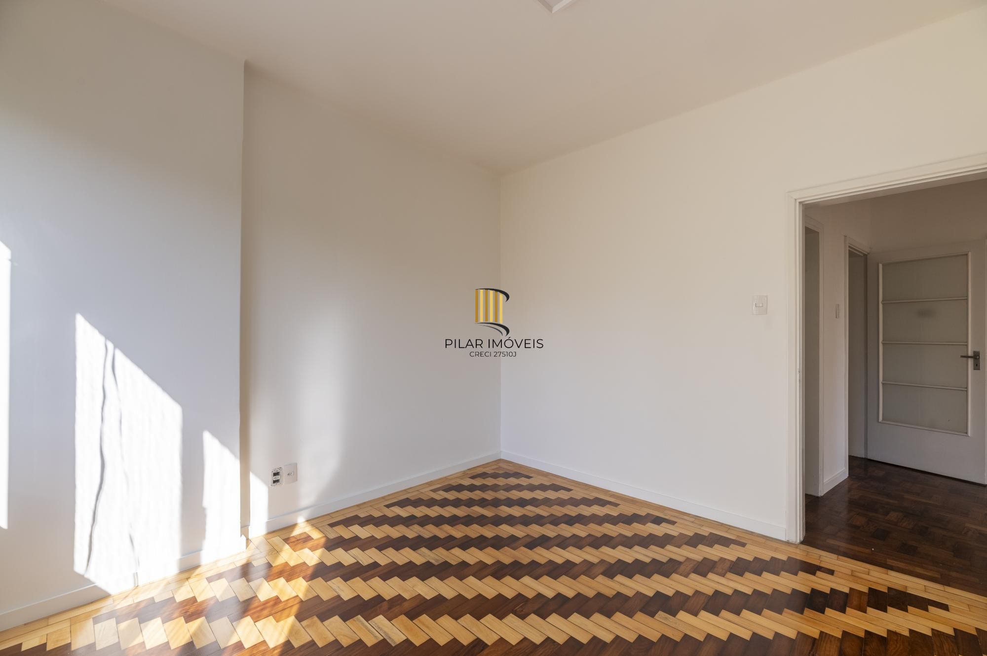 Apartamento no edificio Esplanada 03 dormitórios no Bairro Moinhos de Vendo em Porto Alegre