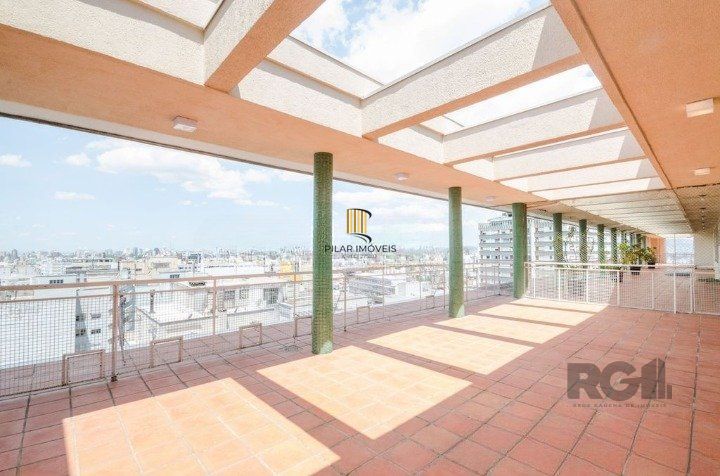 Apartamento no edificio Esplanada 03 dormitórios no Bairro Moinhos de Vendo em Porto Alegre