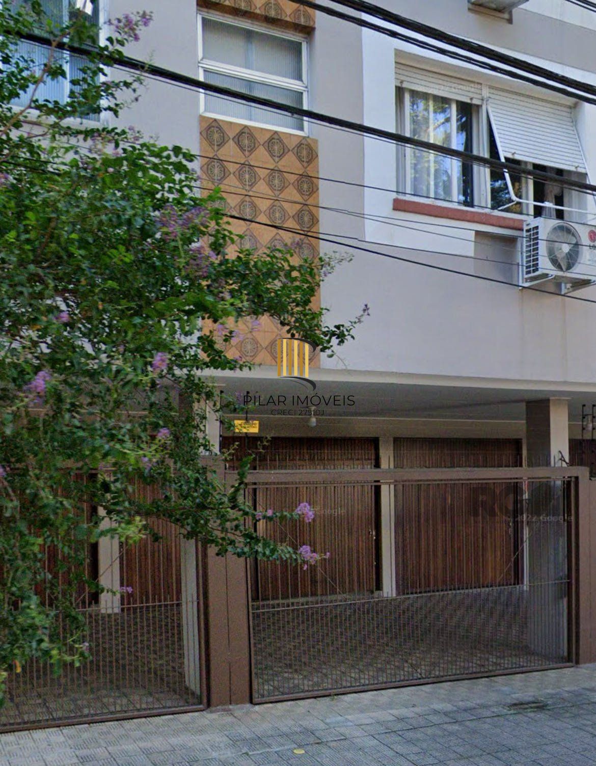 Apartamento 2 dormitórios, sendo 1 suíte, 72 m² de área privativa e 2 vaga(s) de garagem. Localizado na Rua/Av. Bagé, no bairro Petrópolis em Porto Alegre.
