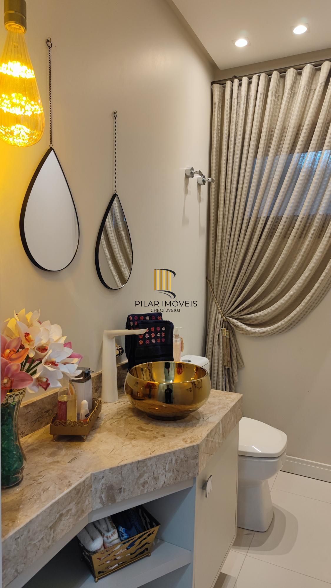 Apartamento 3 dormitórios no bairro Centro