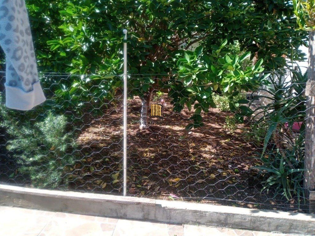 Casa para Venda - 69.98m², 2 dormitórios, 4 vagas - Jardim Dos Lagos 1