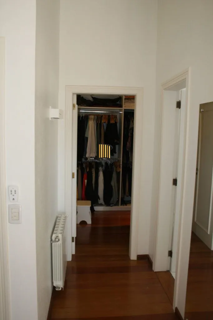 Casa 5 dormitórios no bairro Planalto