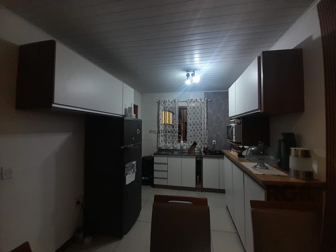 Casa para Venda - 272m², 3 dormitórios, sendo 1 suites, 2vagas - Porto Verde