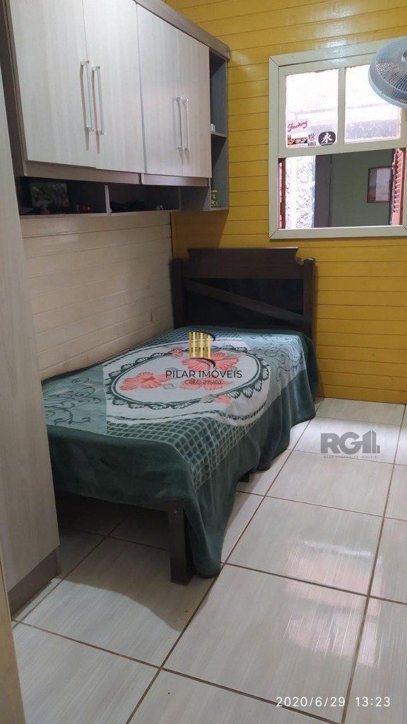 Casa 3 dormitórios no bairro Parque Florido