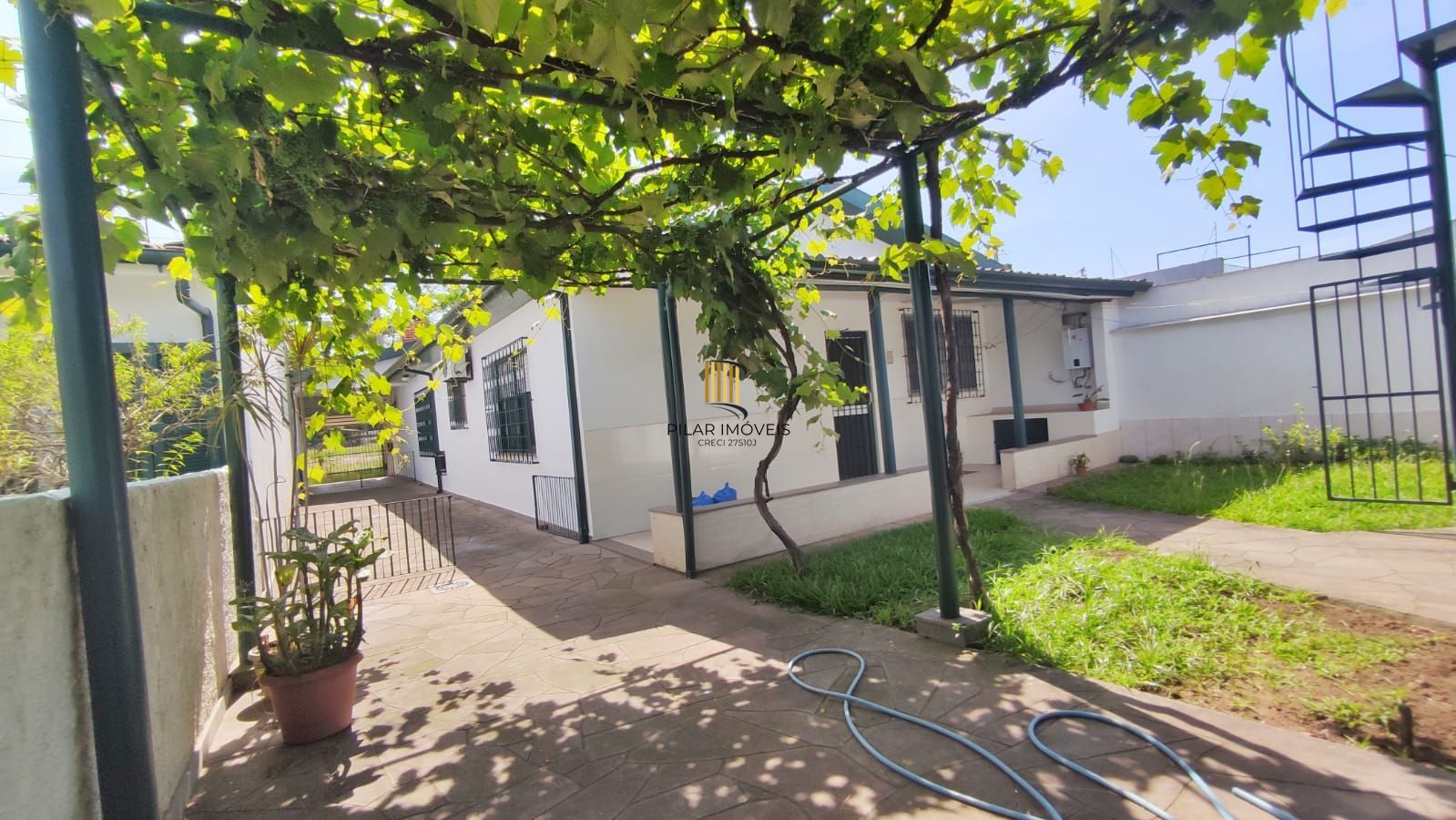 Casa à Venda de 3 Dormitórios (1 Suíte), no Sarandi – Porto Alegre | Financiável