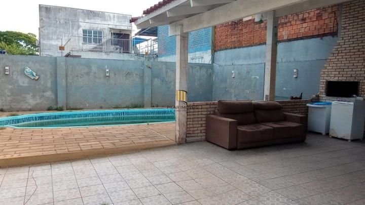 Vende sobrado Espaçoso e Aconchegante em Canoas, RS