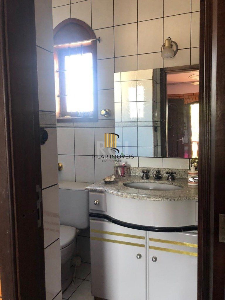Casa para Venda - 326m², 3 dormitórios, sendo 2 suites, 4 vagas - Parque dos Maias